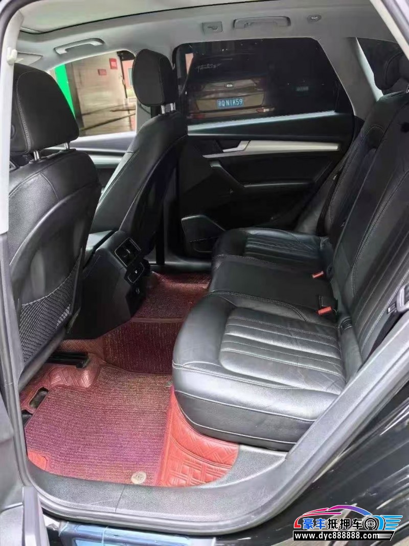 20年奥迪Q5轿车抵押车出售