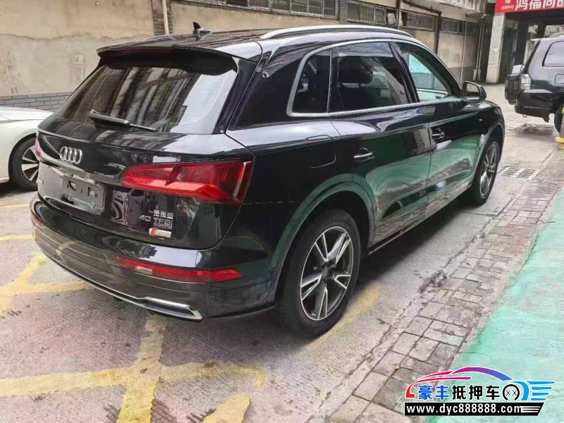 20年奥迪Q5轿车抵押车出售