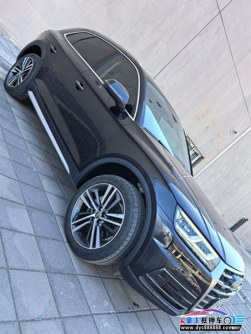 20年奥迪Q5轿车抵押车出售