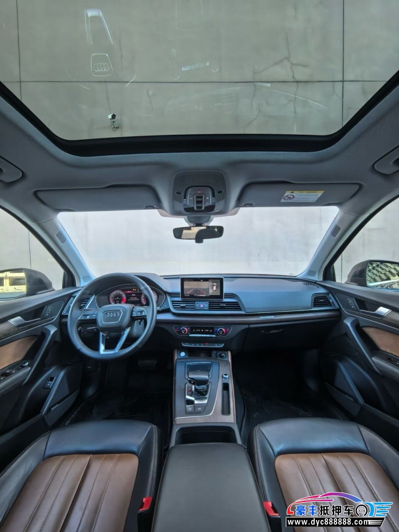 20年奥迪Q5轿车抵押车出售