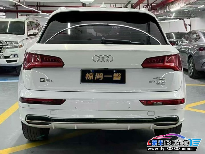 18年奥迪Q5轿车抵押车出售