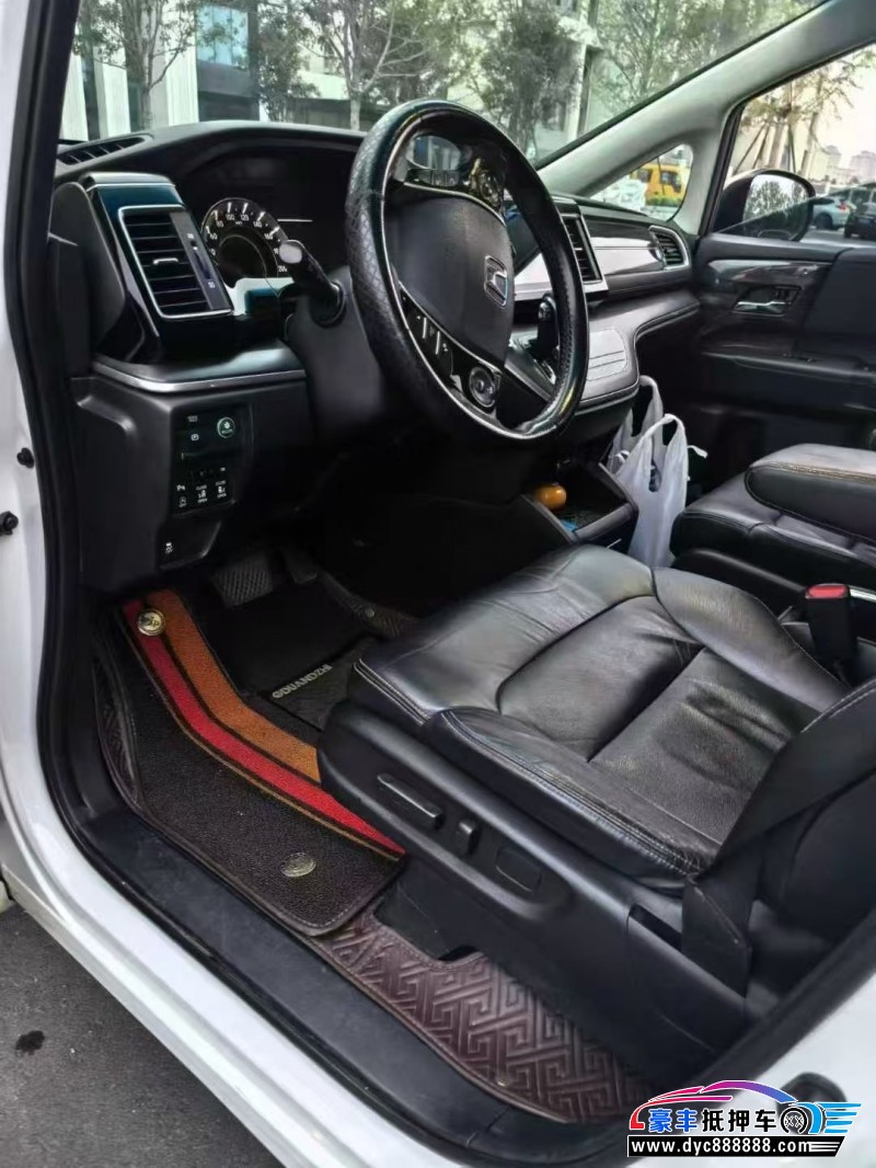 17年本田艾力绅轿车抵押车出售