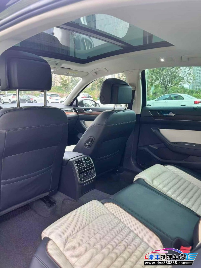 20年大众迈腾轿车抵押车出售