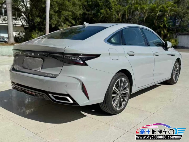 25年奇瑞艾瑞泽轿车抵押车出售