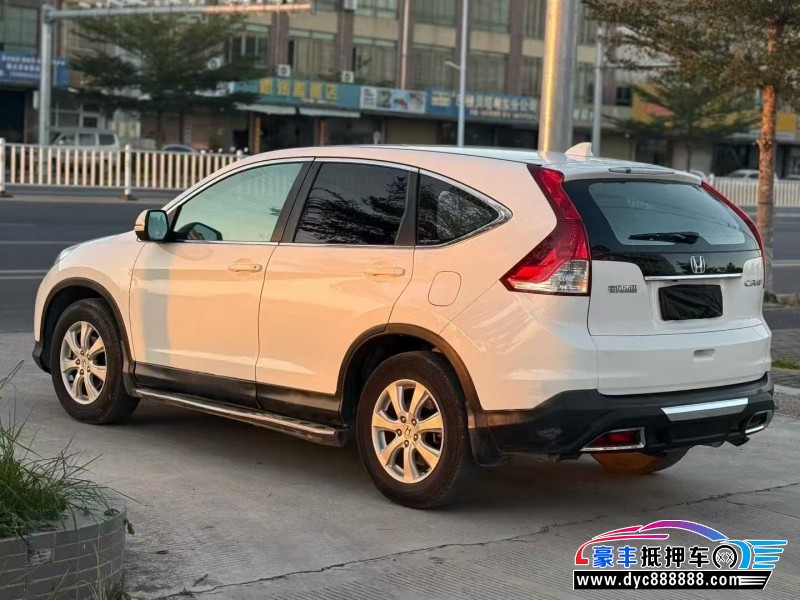 13年本田CR-V轿车抵押车出售