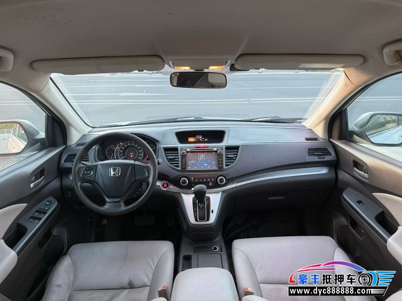 13年本田CR-V轿车抵押车出售