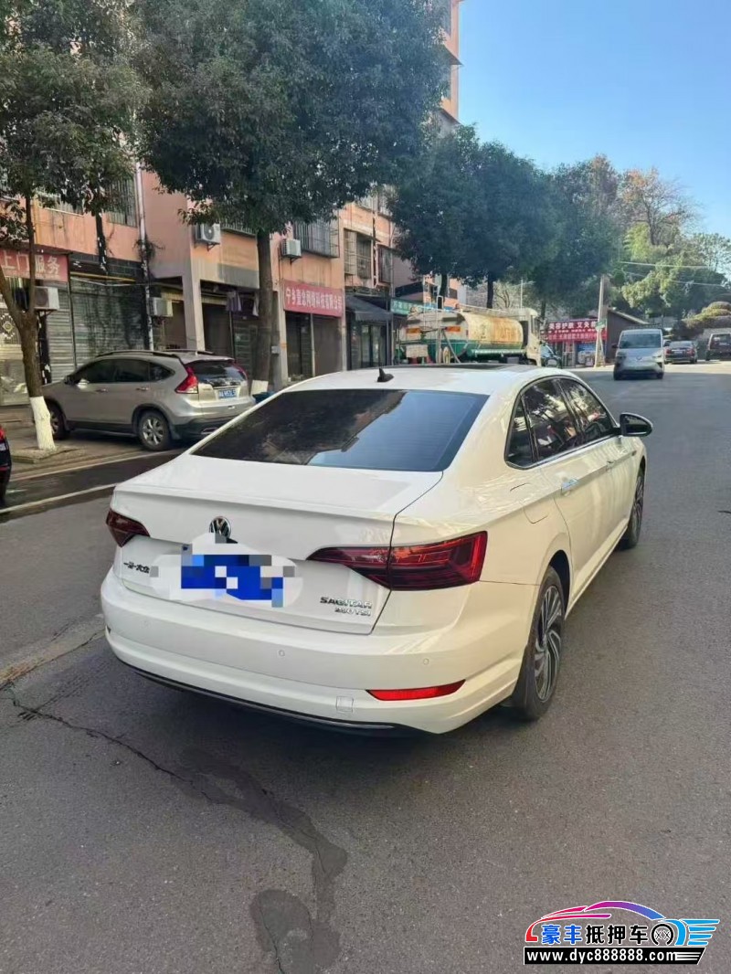 22年大众速腾轿车抵押车出售