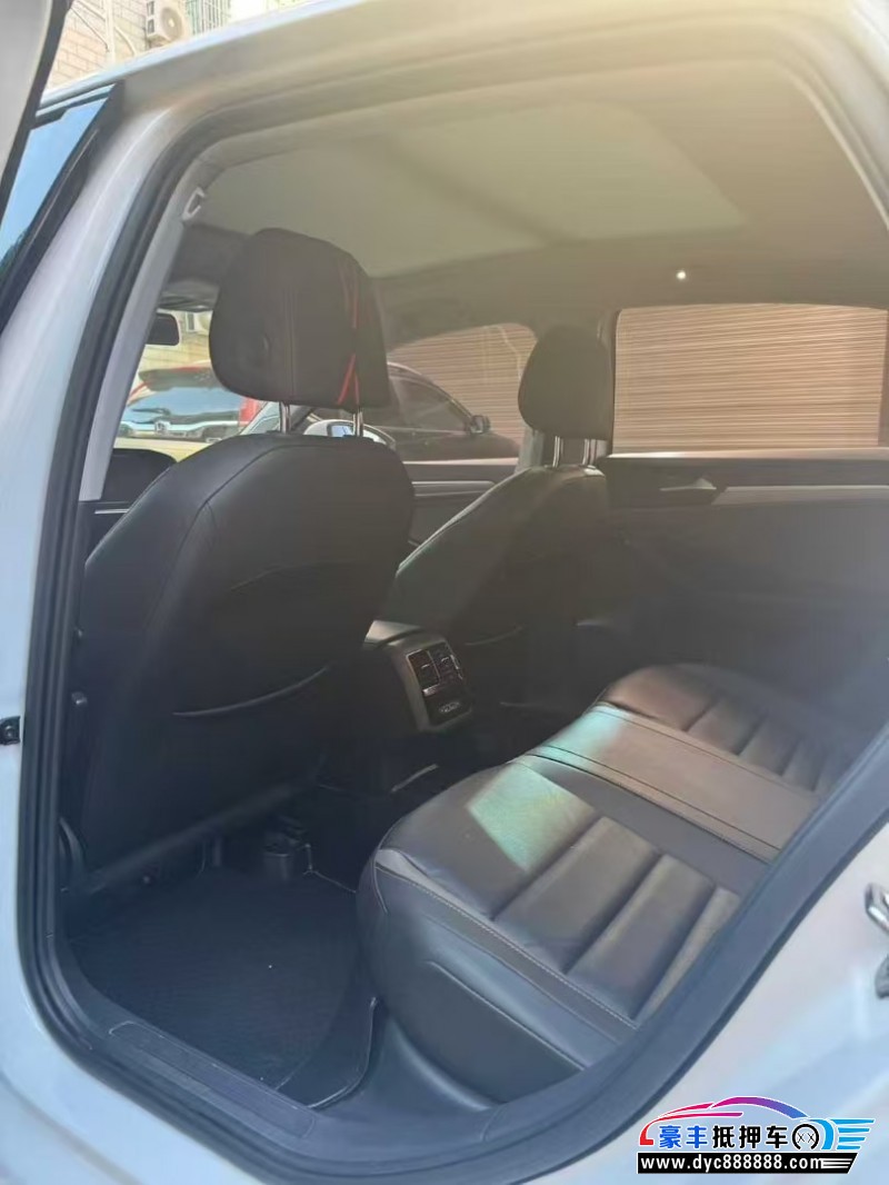 22年大众速腾轿车抵押车出售