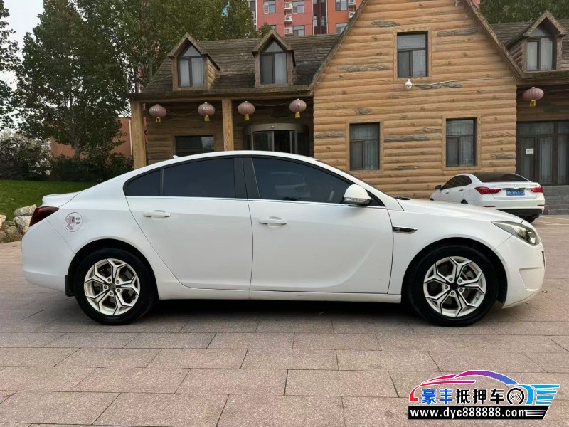 15年别克君威轿车抵押车出售