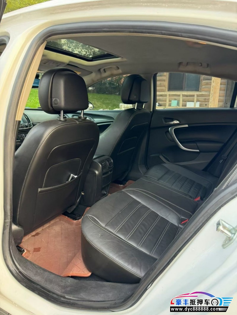 15年别克君威轿车抵押车出售