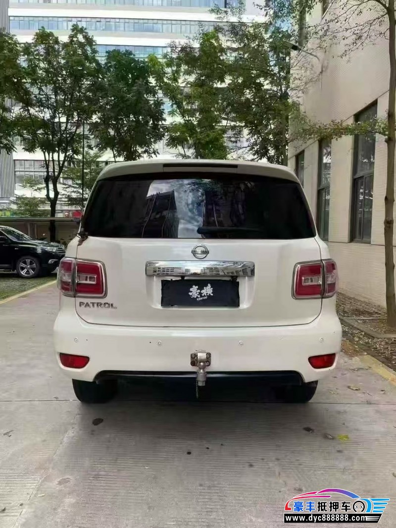 19年日产途乐轿车抵押车出售