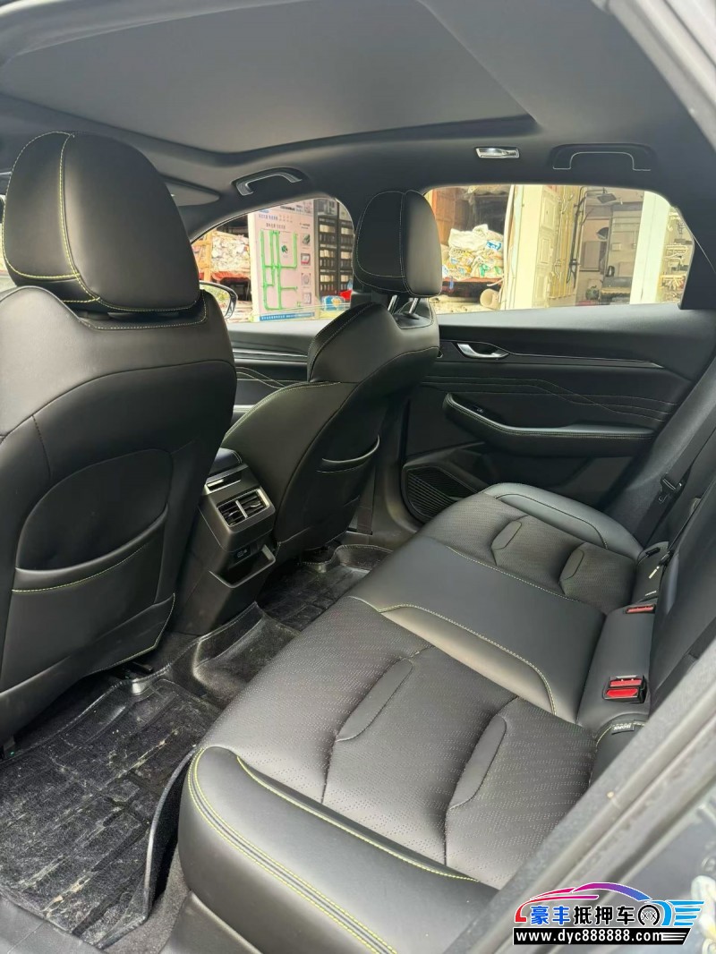 24年吉利星瑞轿车抵押车出售