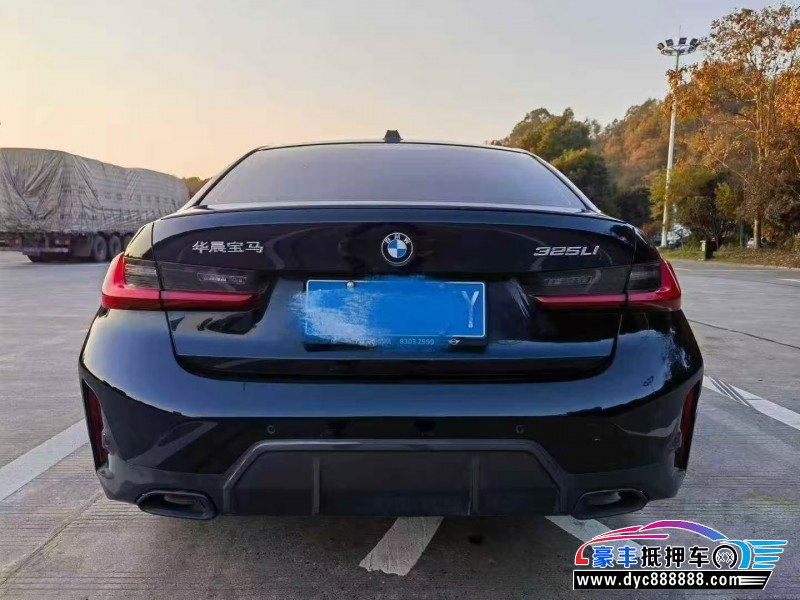 24年宝马3系轿车抵押车出售