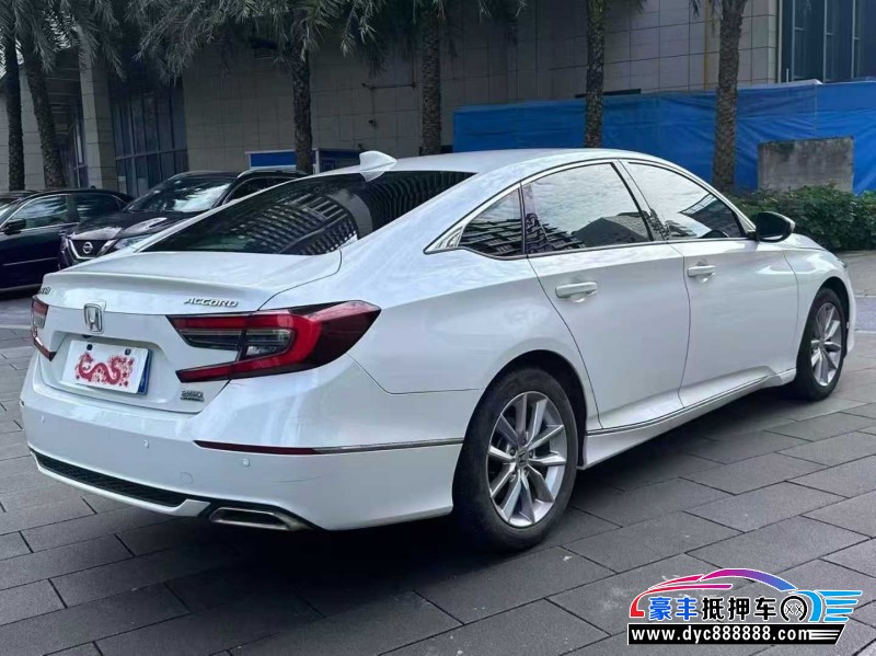 22年本田雅阁轿车抵押车出售