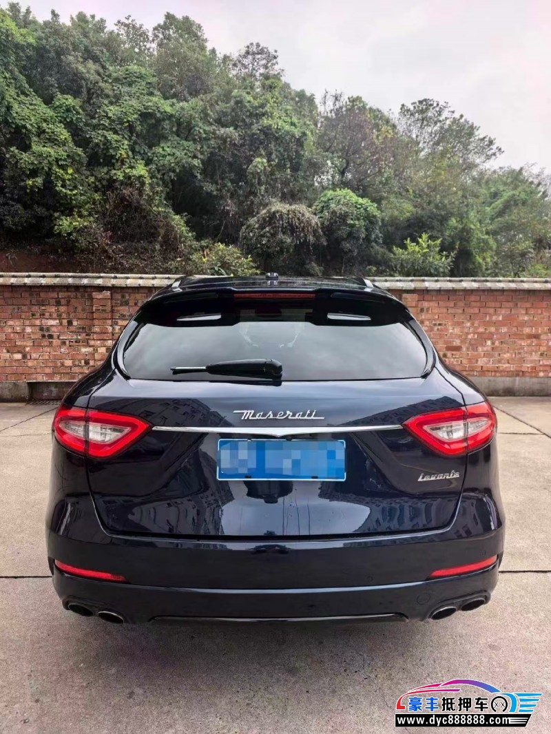 17年玛莎拉蒂莱万特轿车抵押车出售