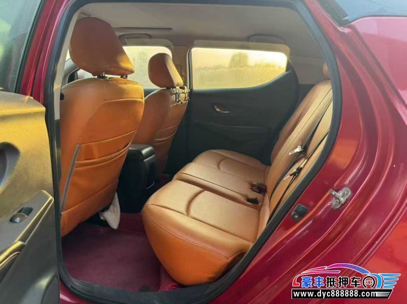 15年日产蓝鸟轿车抵押车出售