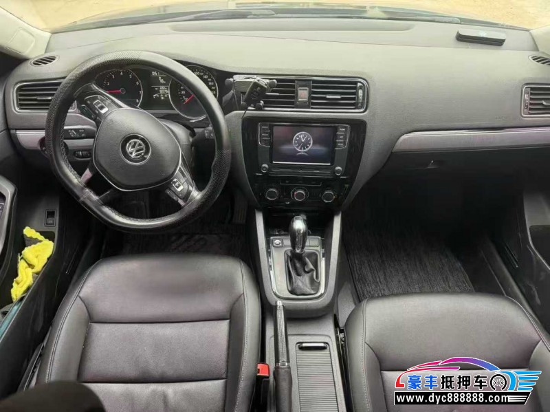 18年大众速腾轿车抵押车出售