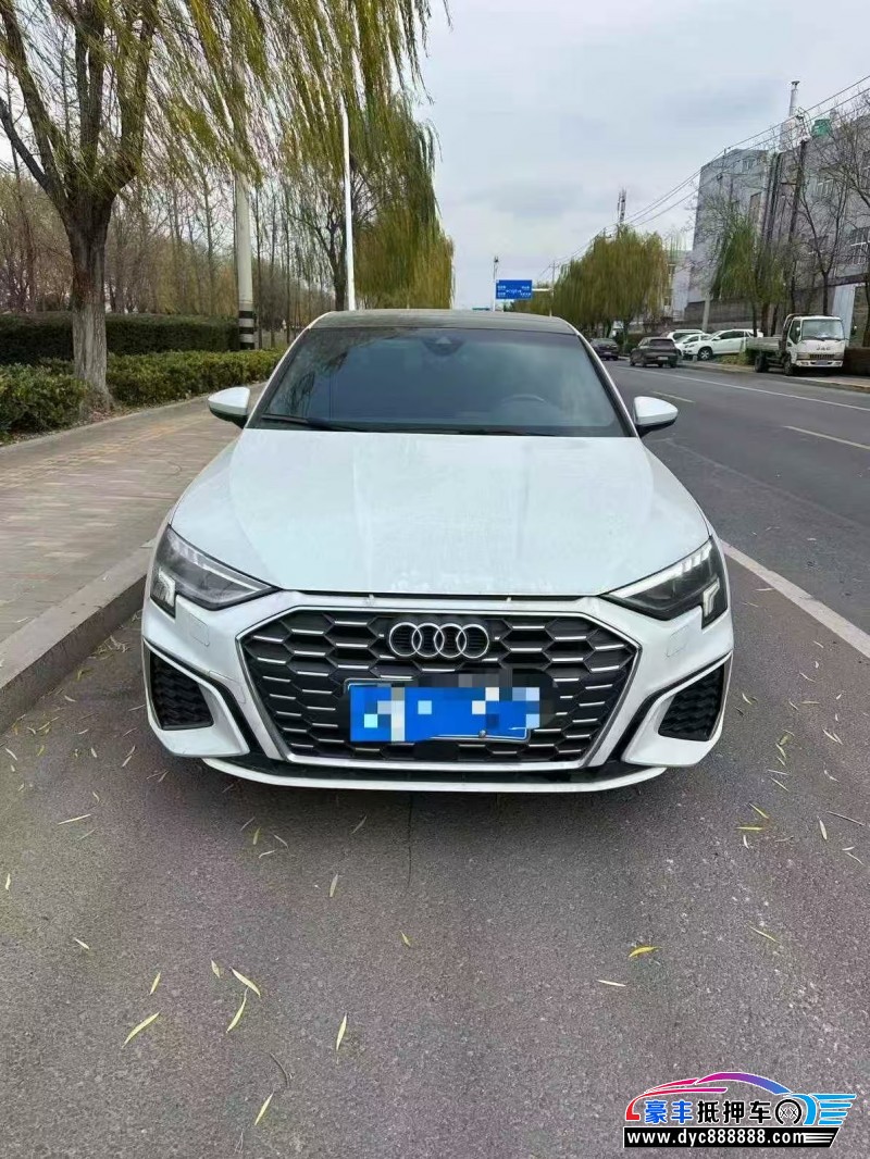 22年奥迪A3轿车抵押车出售
