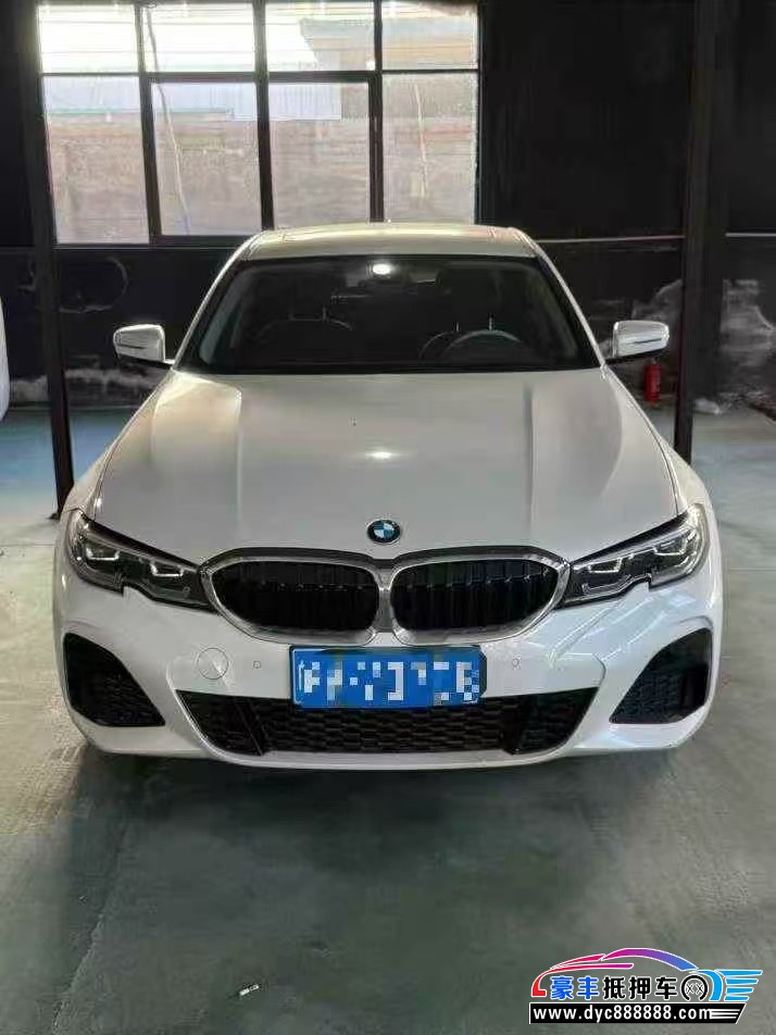 22年宝马3系轿车抵押车出售