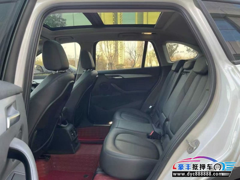 17年宝马X1轿车抵押车出售