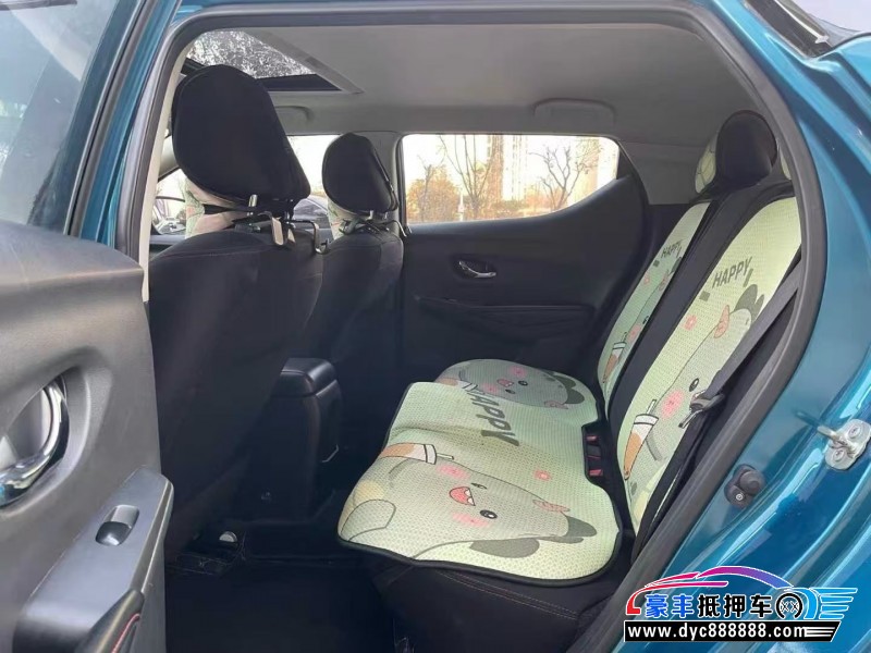 17年日产蓝鸟轿车抵押车出售