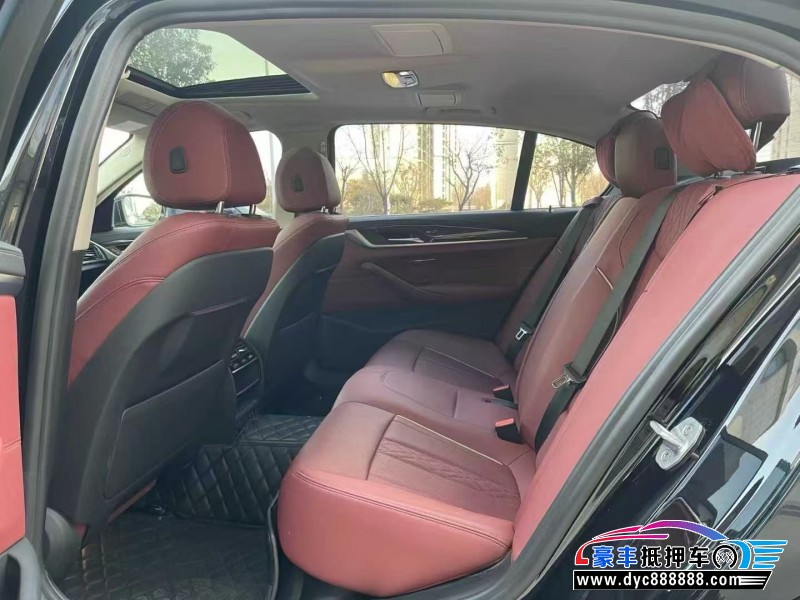 21年宝马5系轿车抵押车出售