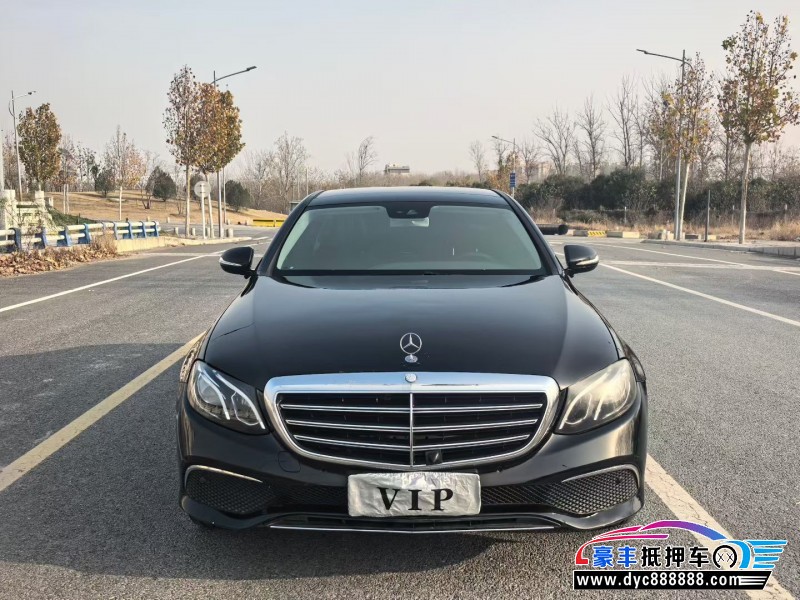 17年奔驰E轿车抵押车出售