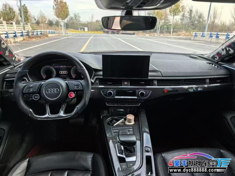 20年奥迪A5轿车抵押车出售