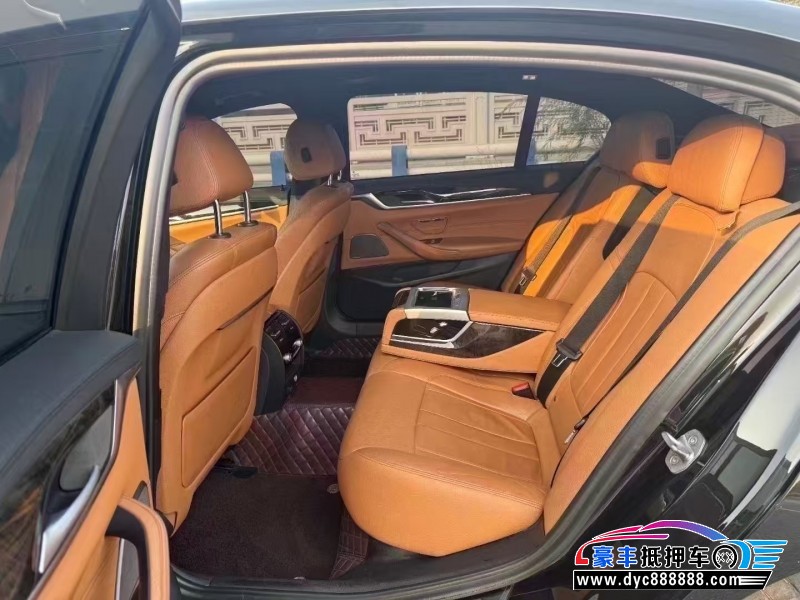 19年宝马5系轿车抵押车出售