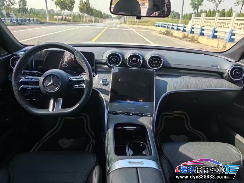 24年奔驰C轿车抵押车出售