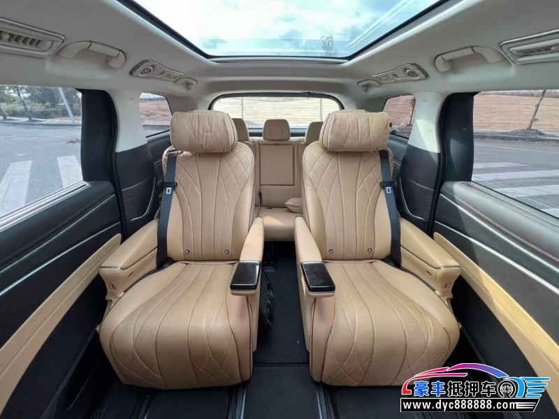 24年腾势D9轿车抵押车出售