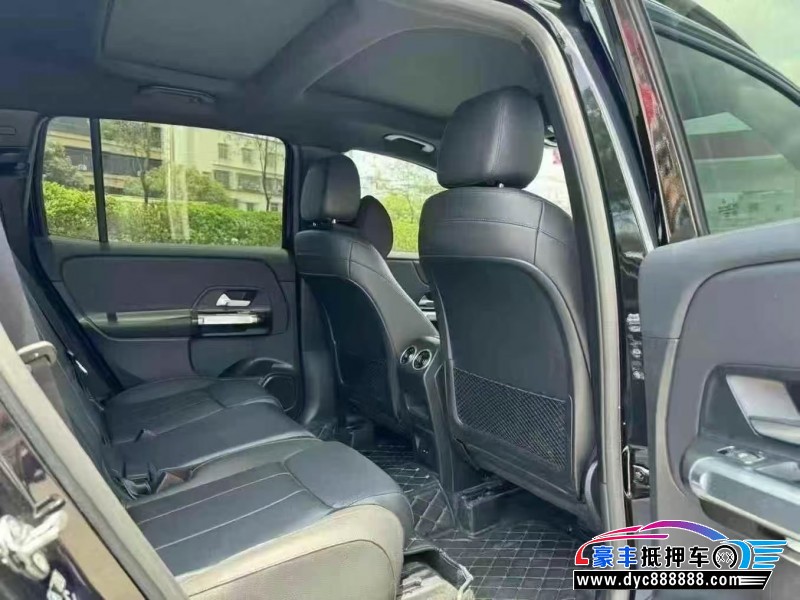 21年奔驰GLB轿车抵押车出售