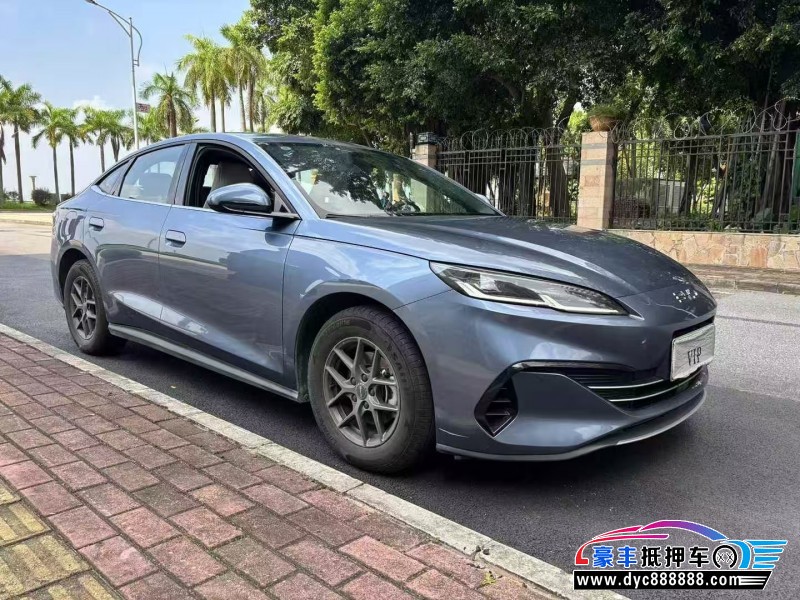 25年比亚迪海豹轿车抵押车出售