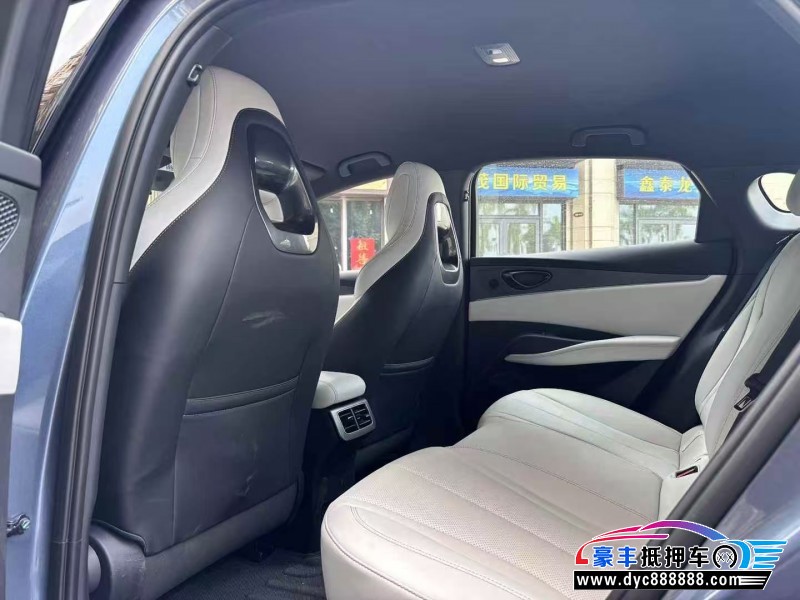 25年比亚迪海豹轿车抵押车出售