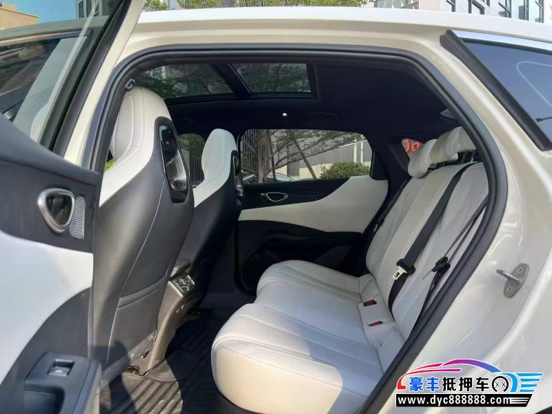 25年比亚迪海豹轿车抵押车出售