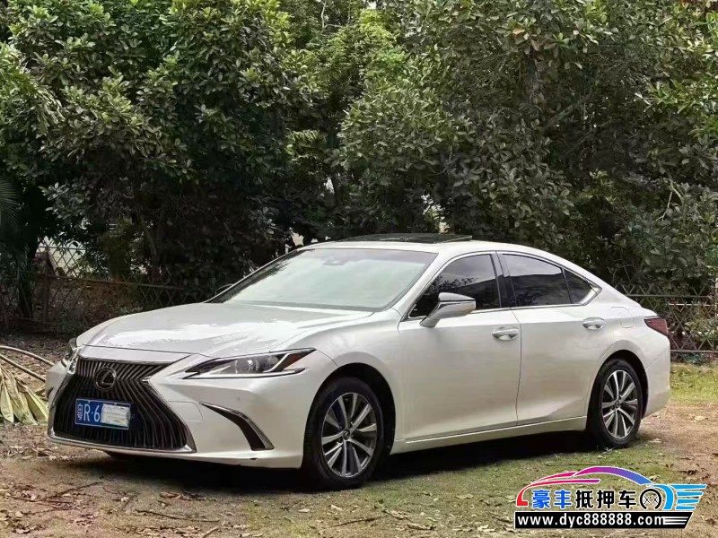 19年雷克萨斯ES轿车抵押车出售