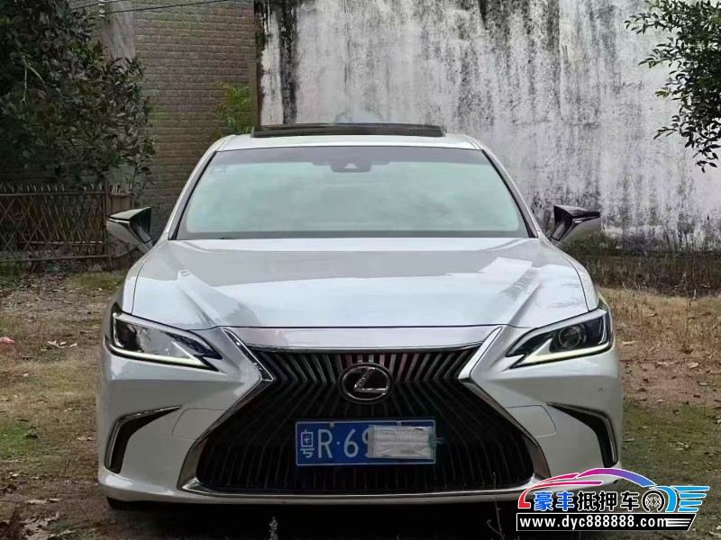 19年雷克萨斯ES轿车抵押车出售