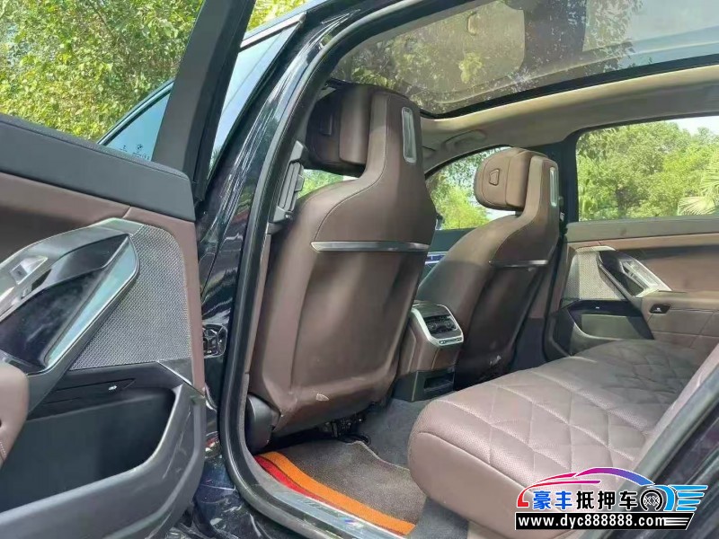 23年宝马7系轿车抵押车出售