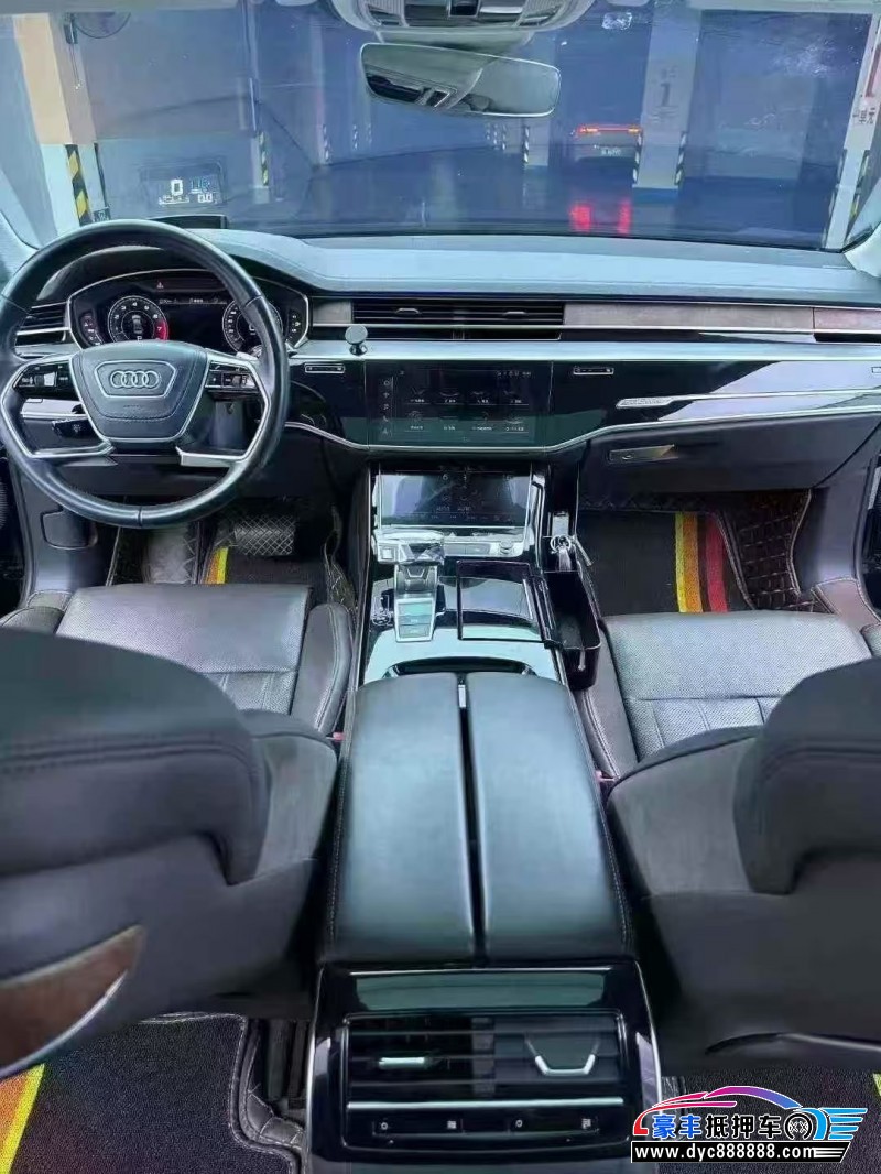 18年奥迪A8L轿车抵押车出售