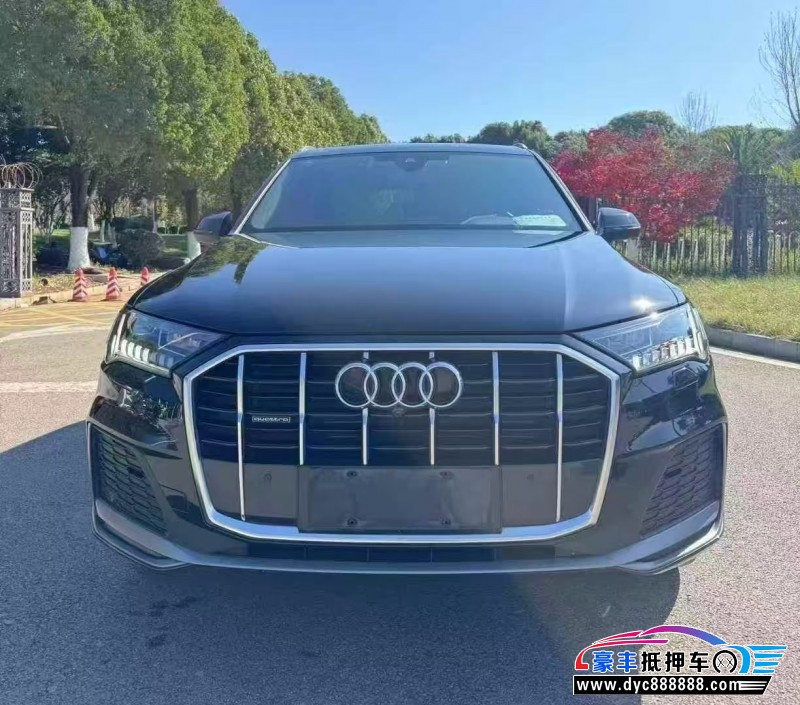 23年奥迪Q7轿车抵押车出售