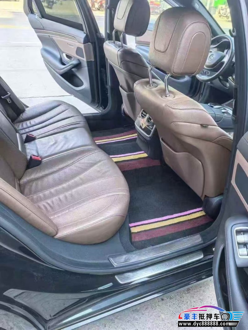 15年奥迪Q7轿车抵押车出售