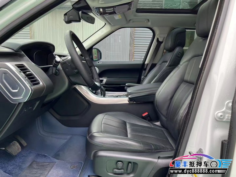 21年路虎揽胜运动版轿车抵押车出售