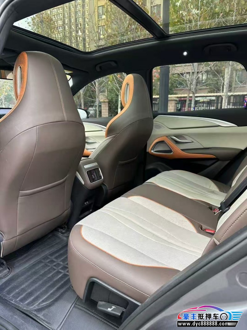 23年比亚迪宋轿车抵押车出售