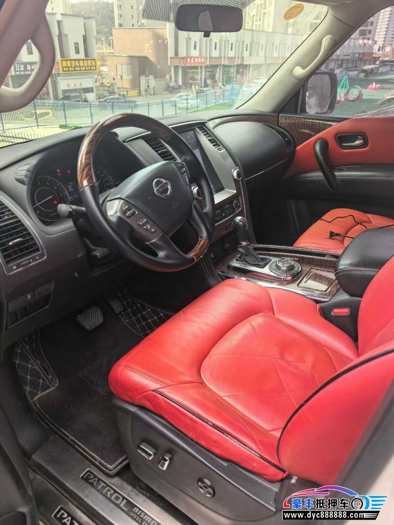 18年日产途乐轿车抵押车出售