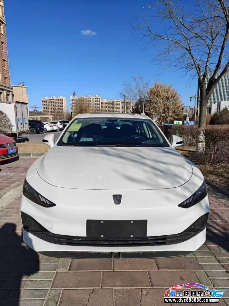 25年荣威D7轿车抵押车出售