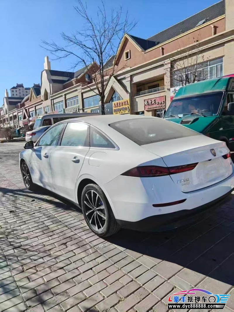 25年荣威D7轿车抵押车出售