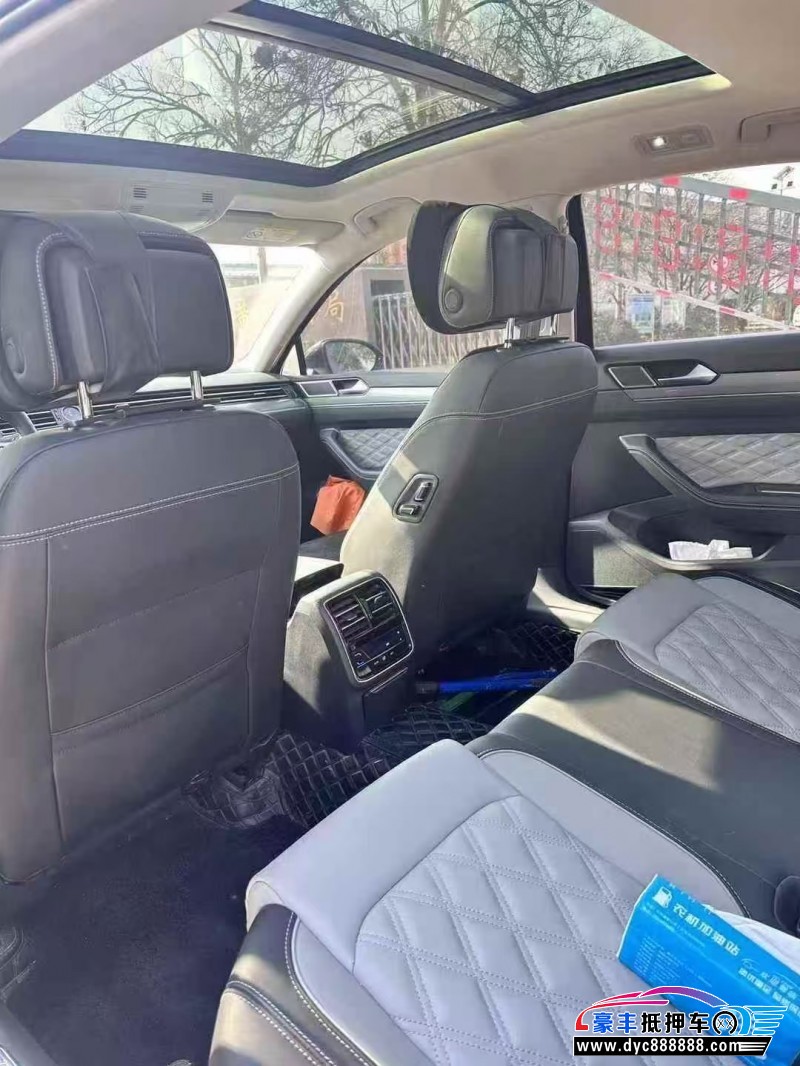 24年大众迈腾轿车抵押车出售