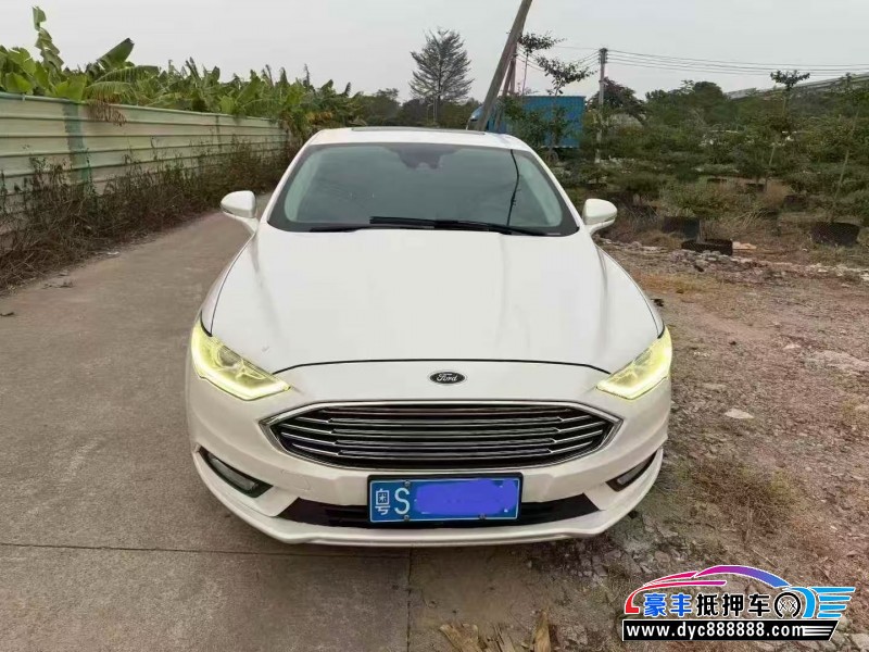 抵押车出售17年福特蒙迪欧轿车