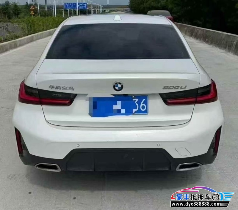 24年宝马3系轿车抵押车出售