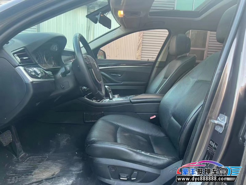 13年宝马5系轿车抵押车出售